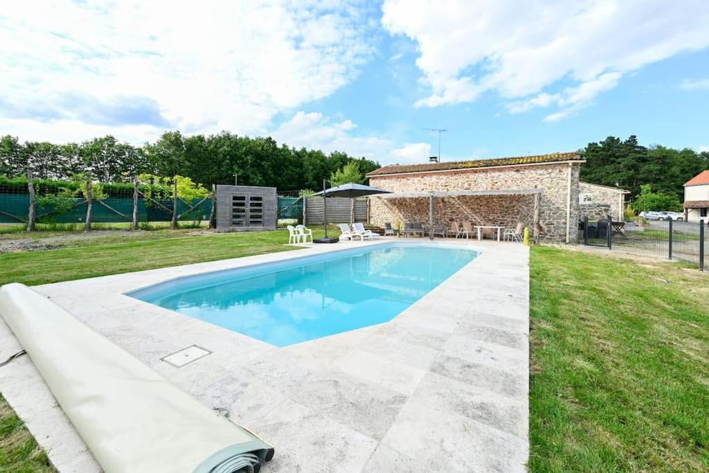 SevremoineL'Evasion En Pierre Piscine Et Etang Prive别墅 外观 照片