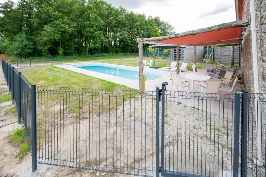 SevremoineL'Evasion En Pierre Piscine Et Etang Prive别墅 外观 照片